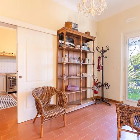 Quiet Oasis, Garden And Italian Charm