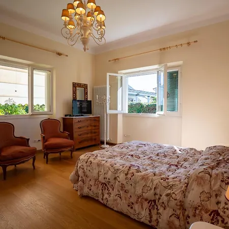 Quiet Oasis, Garden And Italian Charm Villa *