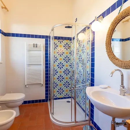 Quiet Oasis, Garden And Italian Charm * Forte dei Marmi